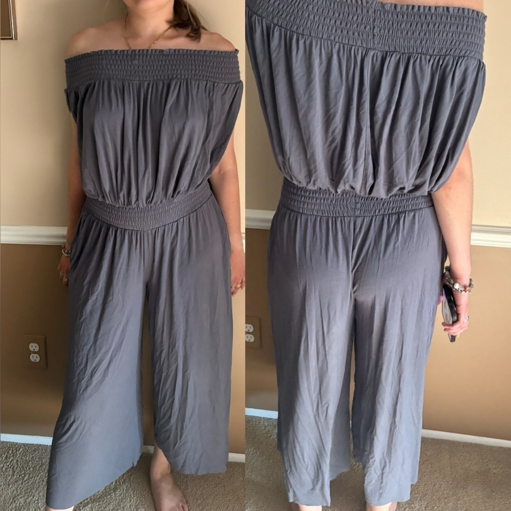 Elan off the shoulder grey cropped wide leg boho jumpsuit romper size medium